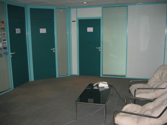 Photo d'un espace d'accueil des bureaux à louer au centre d'affaires Saint-Nicolas 